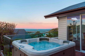 Sea View Paradise with Hot Tub, Christchurch